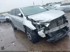 5TDZARFH1JS039667 2018 TOYOTA HIGHLANDER