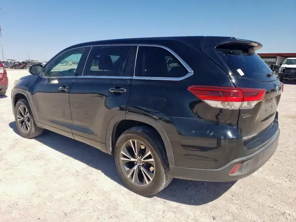 5TDZARFH1JS040530 2018 TOYOTA HIGHLANDER - Image 2