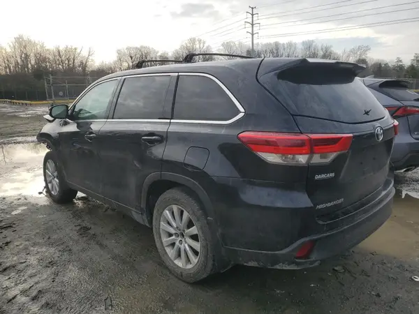 5TDZARFH1KS045048 2019 TOYOTA HIGHLANDER - Image 2