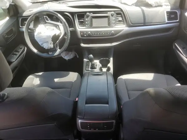 5TDZARFH1KS045731 2019 TOYOTA HIGHLANDER - Image 8