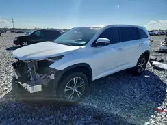 5TDZARFH1KS048774 2019 TOYOTA HIGHLANDER