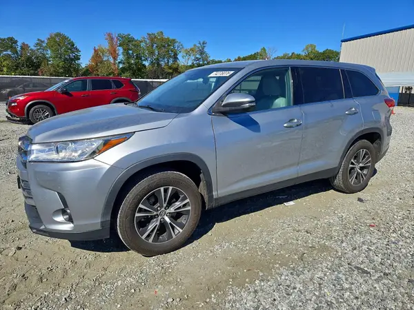 5TDZARFH1KS055109 2019 TOYOTA HIGHLANDER - Image 1