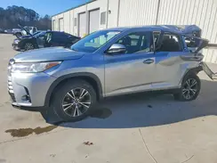 5TDZARFH1KS056552 2019 TOYOTA HIGHLANDER