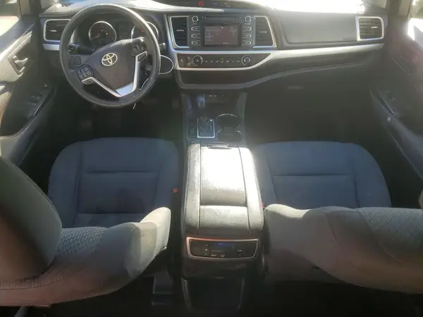 5TDZARFH1KS056552 2019 TOYOTA HIGHLANDER - Image 8