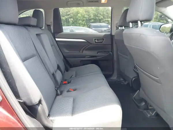 5TDZARFH1KS060262 2019 TOYOTA HIGHLANDER - Image 8