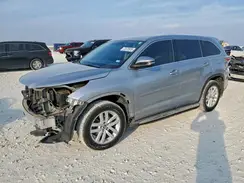 5TDZARFH2GS019307 2016 TOYOTA HIGHLANDER