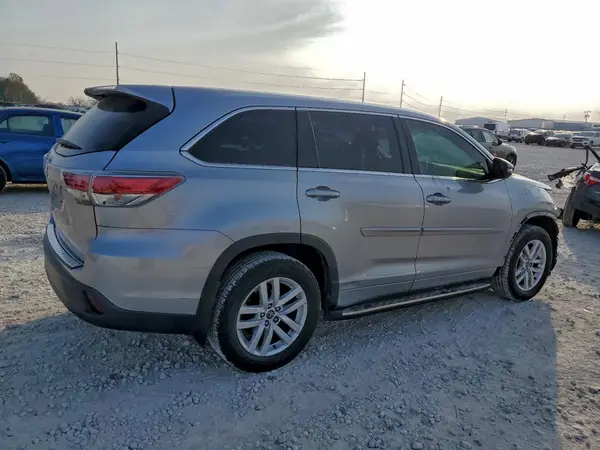 2016 TOYOTA HIGHLANDER COPART lot 72372835 auction photo 3