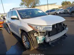 5TDZARFH2GS019677 2016 TOYOTA HIGHLANDER