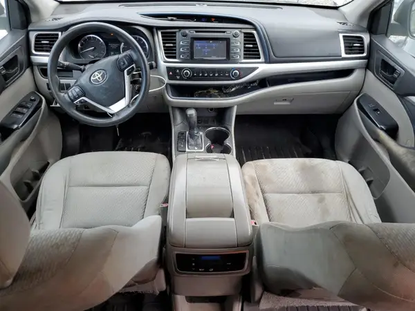 5TDZARFH2GS020117 2016 TOYOTA HIGHLANDER - Image 8