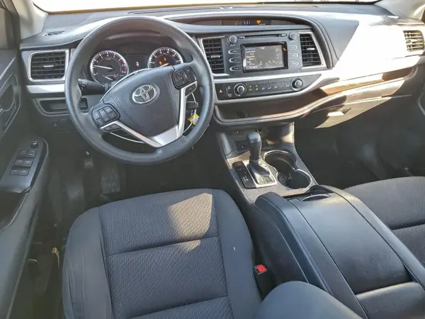 5TDZARFH2GS022806 2016 TOYOTA HIGHLANDER - Image 8