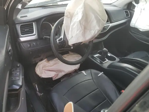 5TDZARFH2HS028901 2017 TOYOTA HIGHLANDER - Image 8