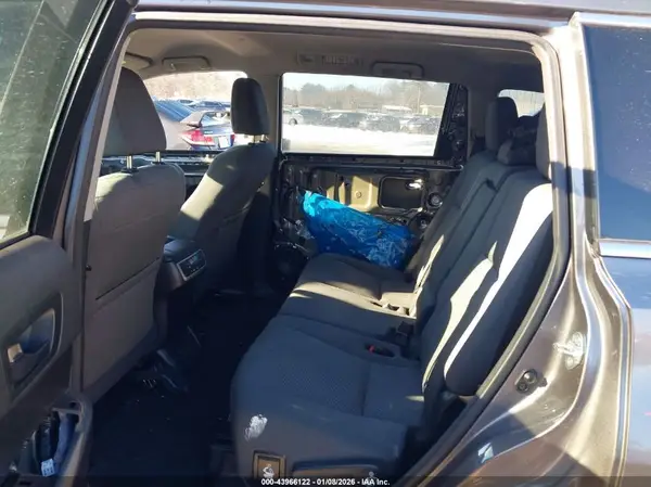 5TDZARFH2HS032012 2017 TOYOTA HIGHLANDER - Image 8