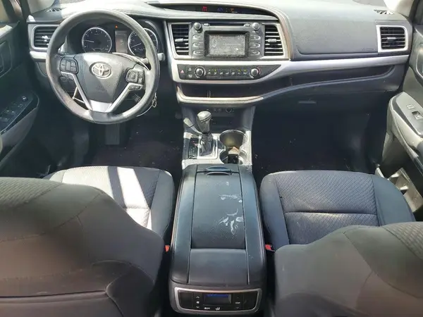 5TDZARFH2JS033604 2018 TOYOTA HIGHLANDER - Image 8