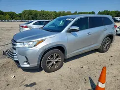 5TDZARFH2JS035675 2018 TOYOTA HIGHLANDER