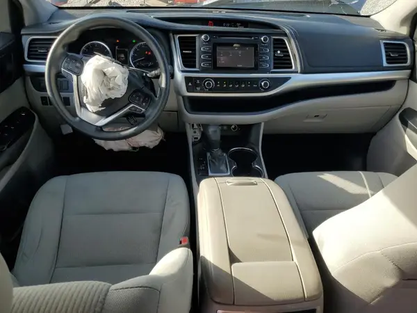 5TDZARFH2JS036163 2018 TOYOTA HIGHLANDER - Image 8