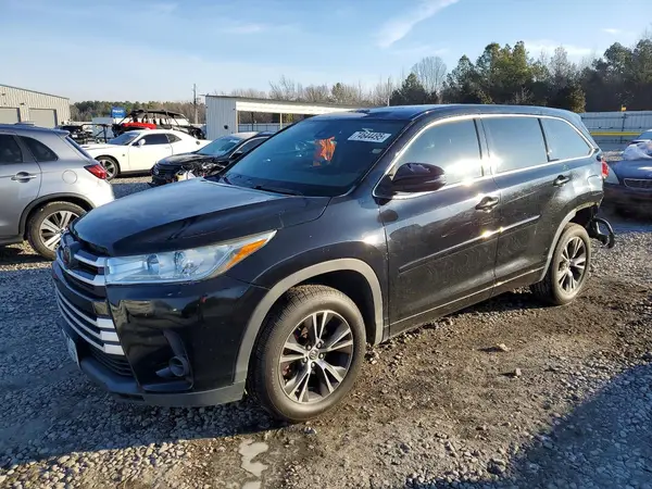 5TDZARFH2JS037412 2018 TOYOTA HIGHLANDER - Image 1