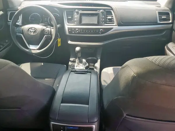 5TDZARFH2KS042854 2019 TOYOTA HIGHLANDER - Image 8