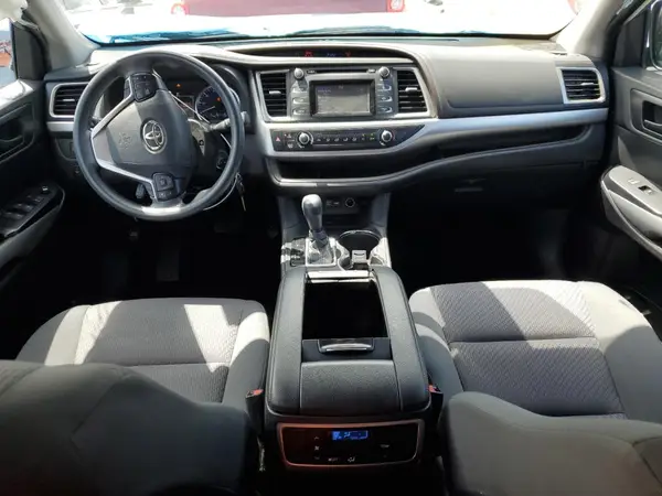 5TDZARFH2KS043339 2019 TOYOTA HIGHLANDER - Image 8