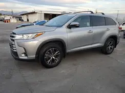 5TDZARFH2KS044068 2019 TOYOTA HIGHLANDER