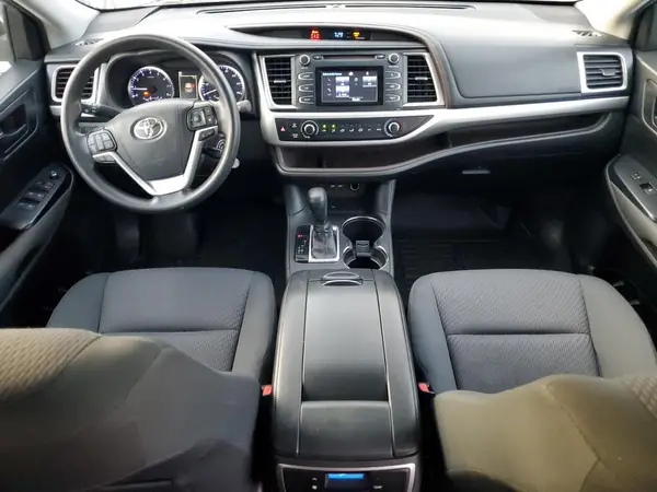 5TDZARFH2KS044068 2019 TOYOTA HIGHLANDER - Image 8