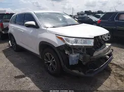 5TDZARFH2KS047195 2019 TOYOTA HIGHLANDER