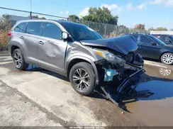 5TDZARFH2KS047679 2019 TOYOTA HIGHLANDER