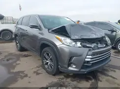 5TDZARFH2KS048590 2019 TOYOTA HIGHLANDER