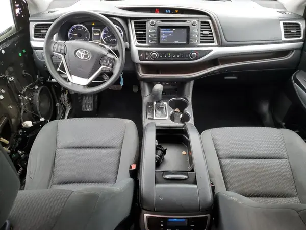 5TDZARFH2KS049237 2019 TOYOTA HIGHLANDER - Image 8