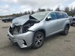 5TDZARFH2KS050940 2019 TOYOTA HIGHLANDER