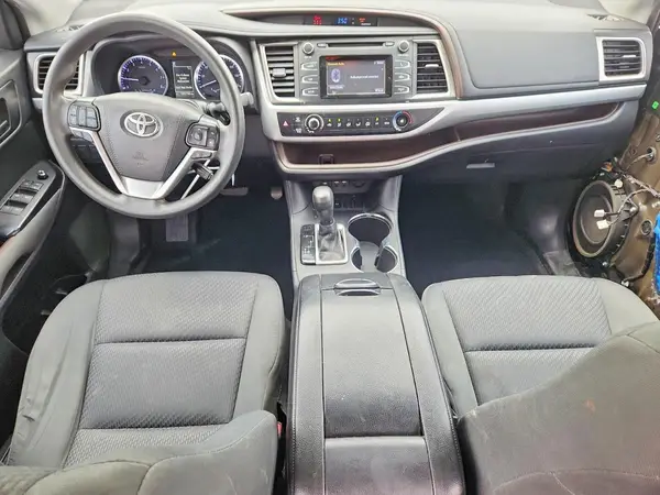 5TDZARFH2KS052008 2019 TOYOTA HIGHLANDER - Image 8