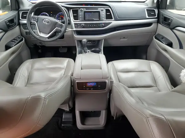 5TDZARFH2KS052171 2019 TOYOTA HIGHLANDER - Image 8