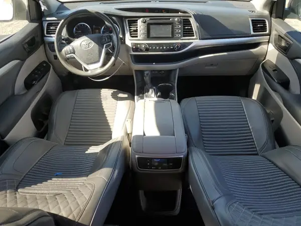 5TDZARFH2KS053305 2019 TOYOTA HIGHLANDER - Image 8