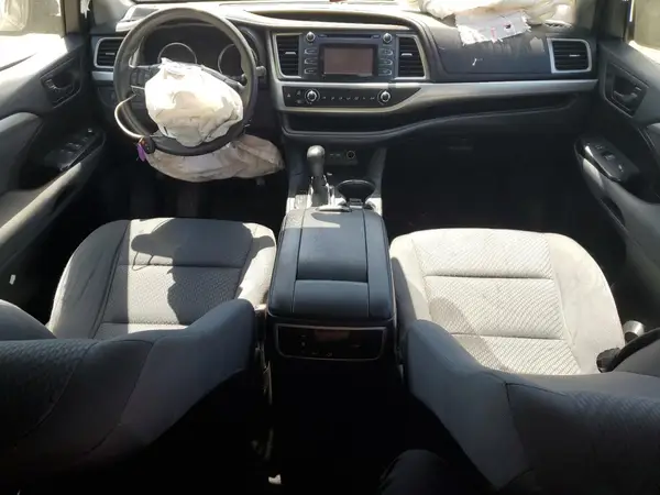 5TDZARFH2KS054227 2019 TOYOTA HIGHLANDER - Image 8