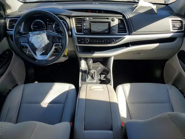 5TDZARFH2KS054292 2019 TOYOTA HIGHLANDER - Image 8