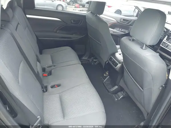 5TDZARFH2KS056155 2019 TOYOTA HIGHLANDER - Image 8