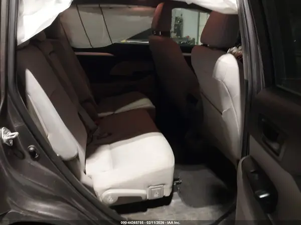 5TDZARFH2KS056317 2019 TOYOTA HIGHLANDER - Image 8