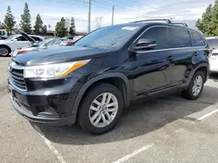 5TDZARFH3GS019168 2016 TOYOTA HIGHLANDER