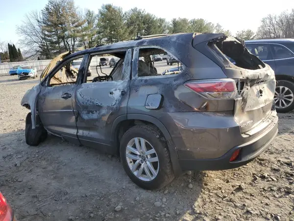 5TDZARFH3GS022202 2016 TOYOTA HIGHLANDER - Image 2