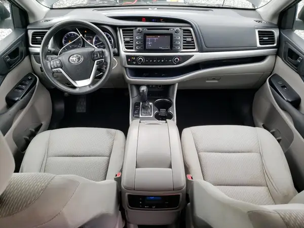 5TDZARFH3HS025019 2017 TOYOTA HIGHLANDER - Image 8