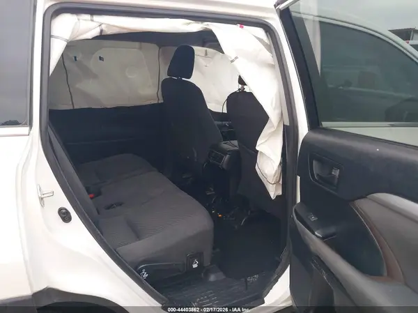 5TDZARFH3HS026218 2017 TOYOTA HIGHLANDER - Image 8