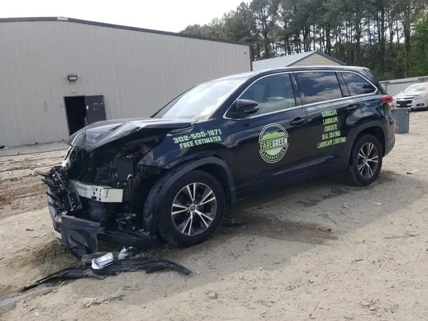 5TDZARFH3HS027367 2017 TOYOTA HIGHLANDER - Image 1
