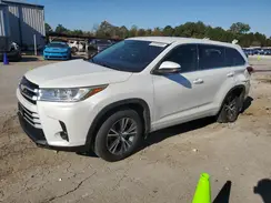 5TDZARFH3HS027420 2017 TOYOTA HIGHLANDER