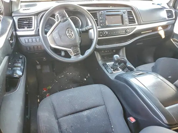 5TDZARFH3HS031032 2017 TOYOTA HIGHLANDER - Image 8
