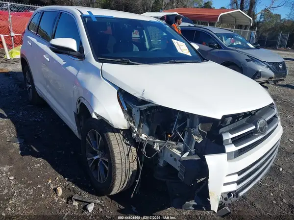 2018 TOYOTA HIGHLANDER auction photo 6