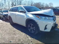 5TDZARFH3JS038312 2018 TOYOTA HIGHLANDER