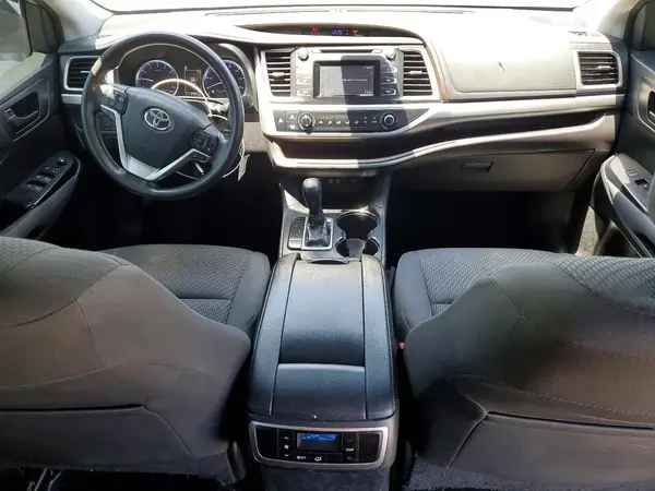 5TDZARFH3JS041162 2018 TOYOTA HIGHLANDER - Image 8