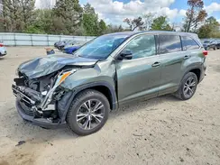 5TDZARFH3JS041257 2018 TOYOTA HIGHLANDER
