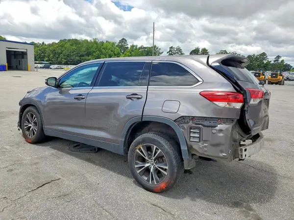 5TDZARFH3KS042281 2019 TOYOTA HIGHLANDER - Image 2