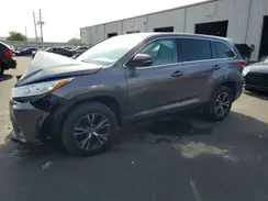 5TDZARFH3KS043608 2019 TOYOTA HIGHLANDER