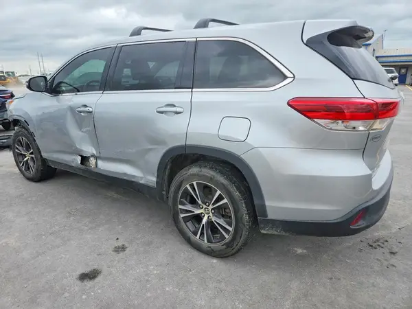 5TDZARFH3KS046380 2019 TOYOTA HIGHLANDER - Image 2